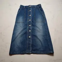 Item thumbnail for item eecdd45d-036c-40b0-842c-3185d2a5f53c