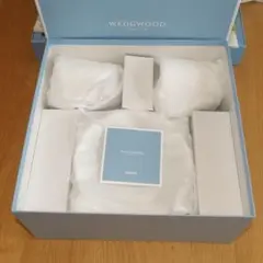 【新品 未使用品】ウェッジウッド ストロベリー&バイン マグカップ プレート