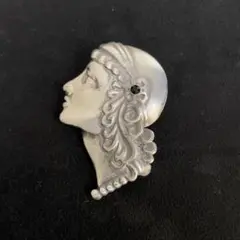ヴィンテージブローチ　女性像　横顔　合金製