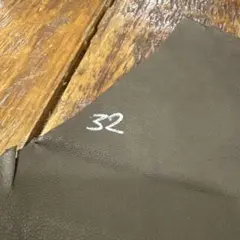 交渉可　 国産　タンニン　ベビーカーフ　カーキ　0.5-0.6mm
