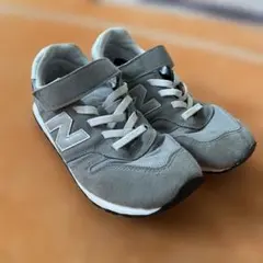 New Balance グレー スニーカー 23.5cm
