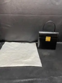 ジパンシー　ジバンシィ レザー ワンハンドル ハンドバッグ ブラック　86015