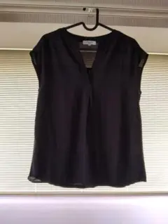 【NATURAL BEAUTY BASIC】ノースリーブ スキッパー ブラウス