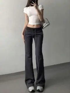 ダークグレー ハイウエストフレアパンツ