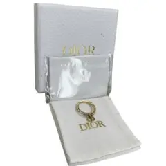 Item thumbnail for item 03ff46a1-69d7-46ee-bca7-dc682e0e4b2a