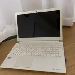TOSHIBA dynabook ホワイト　ノートパソコン