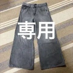 UNIQLO グレー ワイドパンツ 26