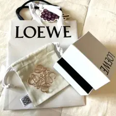 ロエベ LOEWE アナグラム ブローチ ローズゴールド