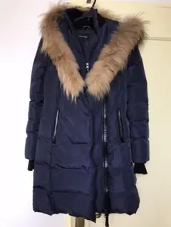 マッカージュ ダウンコート ネイビー