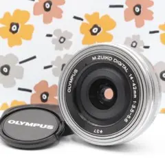 傷擦れ無しのほぼ新品❤️OLYMPUS M.ZUIKO 14-42mm EZレンズ