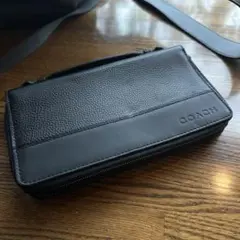 未使用　コーチ　オーガナイザー　トラベルウォレット　長財布　黒　レザー　メンズ