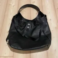 nunc レザートートバッグ
