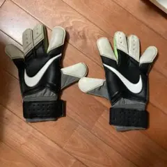 NIKEベイパーグリップ キーパーグローブ