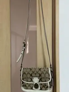 コーチミニショルダーバッグ ホワイト