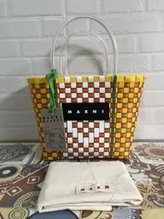 MARNI マルニ フラワーカフェ