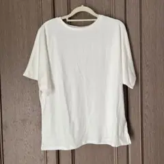 Elura Tシャツ
