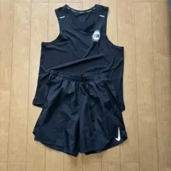 Nike ブラック タンクトップ＆ショートパンツセット