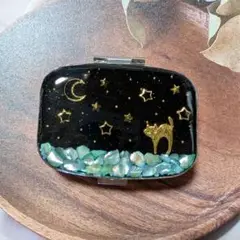 夜空とネコちゃん　ピルケース　ハンドメイド