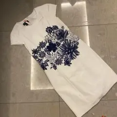 EPISODE 刺繍ノースリーブワンピース