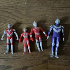 ウルトラマンフィギュア 4体セット
