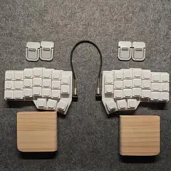 corne v4（テンティング脚・リストレスト付）