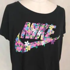 Nike フラワープリント オフショルダーTシャツ　薄地　涼しげ