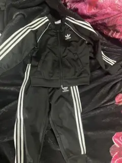 adidas セットアップ　今日24時まで