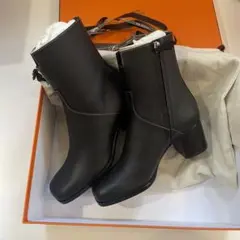 エルメス ショートブーツ 《フラトゥーズ》60 Flatteuse22/23AW