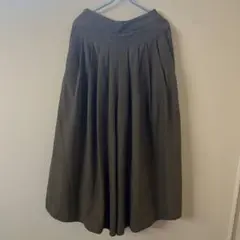 オリーブ色 ワイドパンツ Mサイズ
