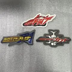 仮面ライダー　トレーディングロゴステッカー（3種）