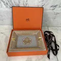エルメス シェーヌダンクル 灰皿 箱付　希少　生産終了品　HERMES【正規品】 2025年最新】灰皿 エルメスの人気アイテム - メルカリ
