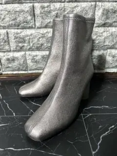 Item thumbnail for item 10c80349-bd53-46fc-8f47-ec349fc698ba