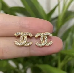 A493 小さめCHANEL ヴィンテージ チャーム ピアス ココマーク