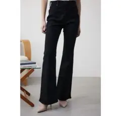 2024年　完売品　アズールバイマウジー　フレア　デニムパンツ　ブラック