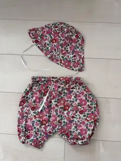 美品　ハンドメイド　リバティ生地　赤ちゃん　ベビー　帽子　パンツセット日焼け防止