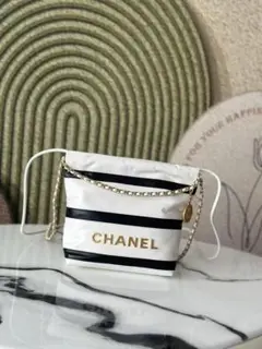 CHANEL ナイロン ポシェット ホワイト