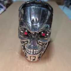 タ━ミネイタ━クロムメタル製 約1４cm、小物入れ