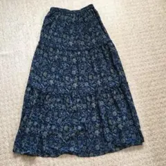ユニクロ　花柄ロングスカート（値下げ中）