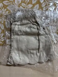 新品＊バースデイ mamaraku ベージュ スカラップショートパンツ 95cm