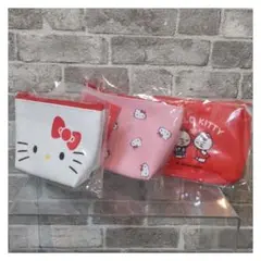 ハローキティ♥️日本限定ポーチ３点セット