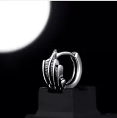 ♥️期間限定♥️アクセサリー　メンズ　ピアス　デビル　羽　ストリート　シルバー