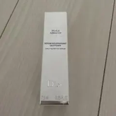 Dior セラムネイルオイル アブリコ 7.5ml