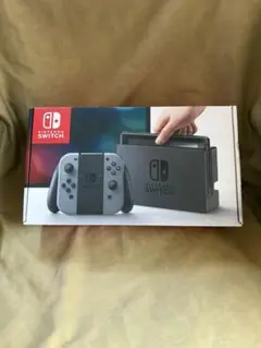 Nintendo Switch 本体とJoy-Conコントローラー　2017