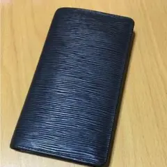 LV ルイヴィトン エピ 黒 札入れ マチ有り