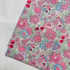 リバティ ベッツィ