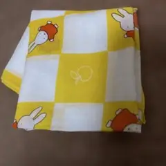 訳あり　ミッフィー　果物のプリントハンカチ　バンダナ