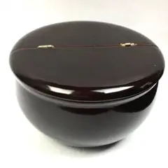 茶道具　塗師　安田春仁造　黒漆　老松茶入　仕覆付　共箱　V　7437 茶道具 塗師 安田春仁造 黒漆 老松茶入 仕覆付 共箱 V 7437