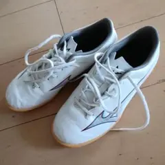 Mizuno フットサルシューズ 23.0cm ホワイト