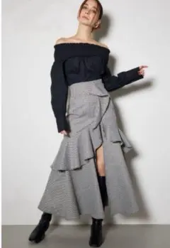 千鳥フリルスリットスコートショートパンツ