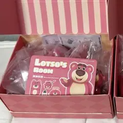 52toys フィギュア Lotso's Room ロッツォの部屋　1番